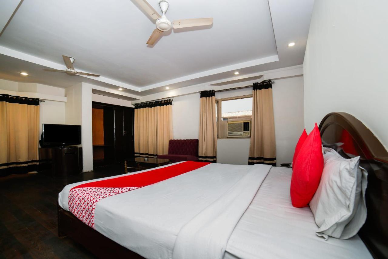 Hotel Shelter Гвалиор Экстерьер фото