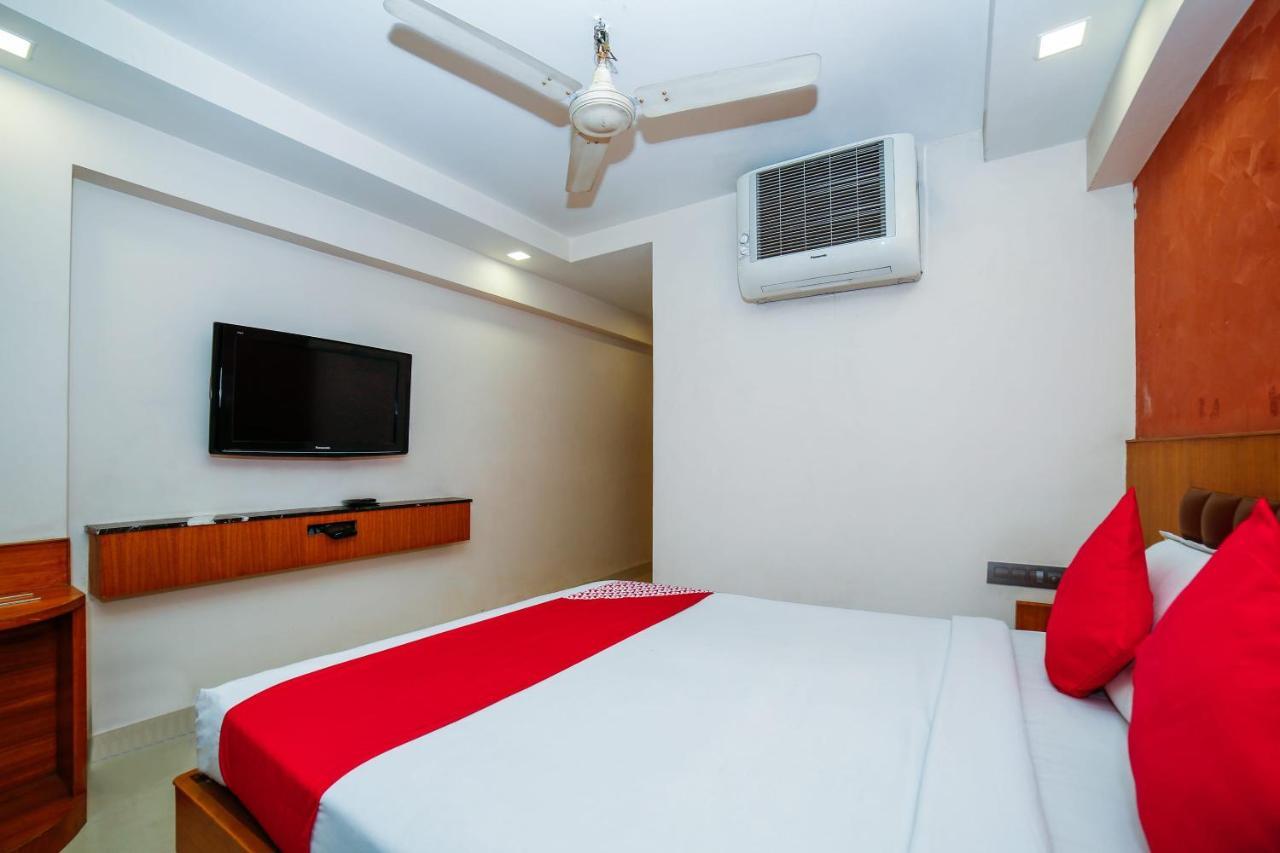 Hotel Shelter Гвалиор Экстерьер фото