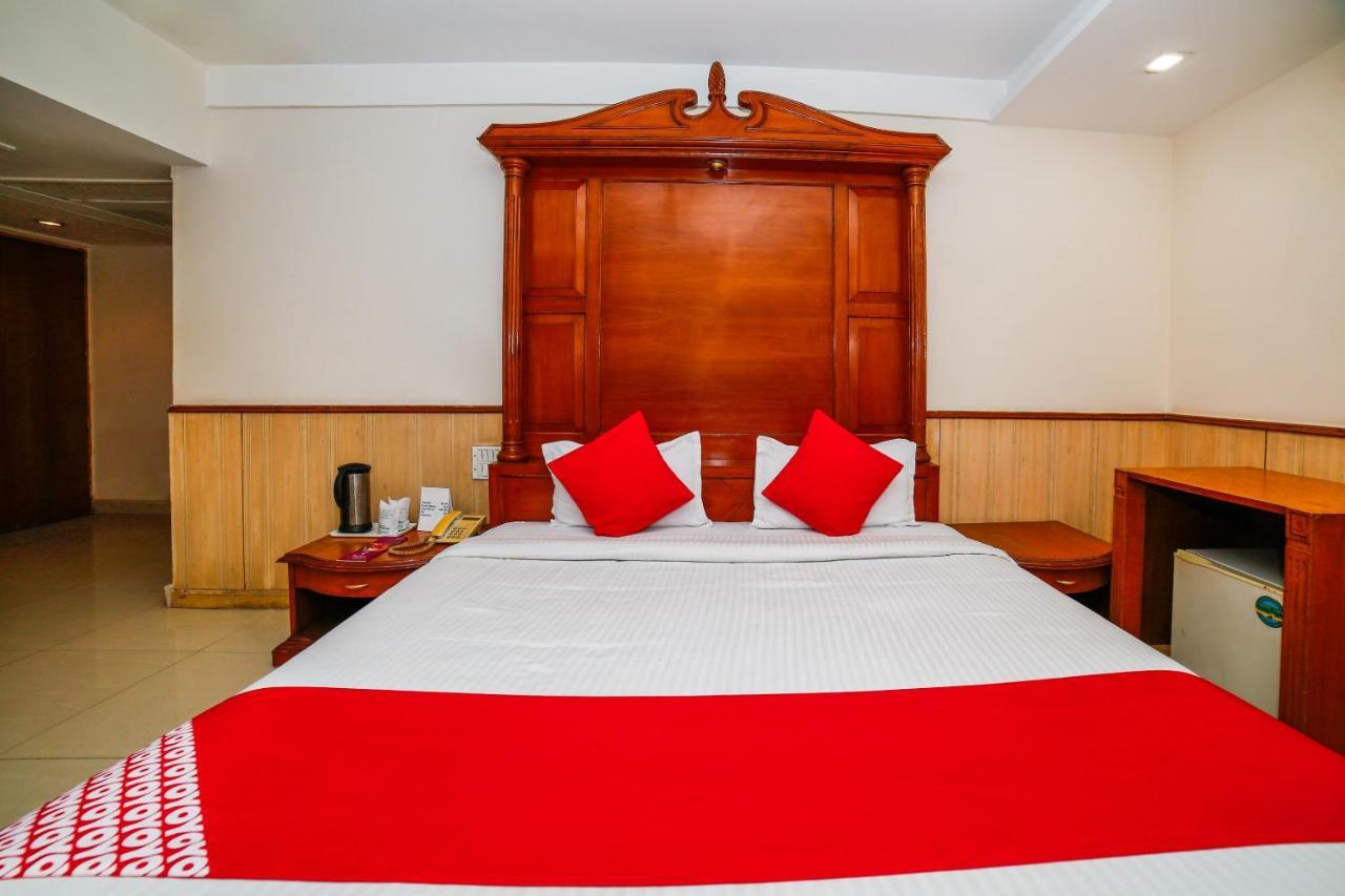 Hotel Shelter Гвалиор Экстерьер фото