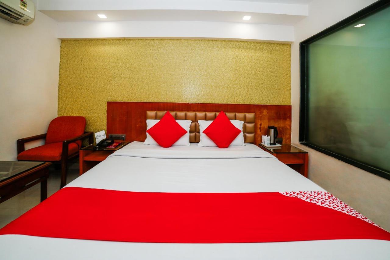 Hotel Shelter Гвалиор Экстерьер фото